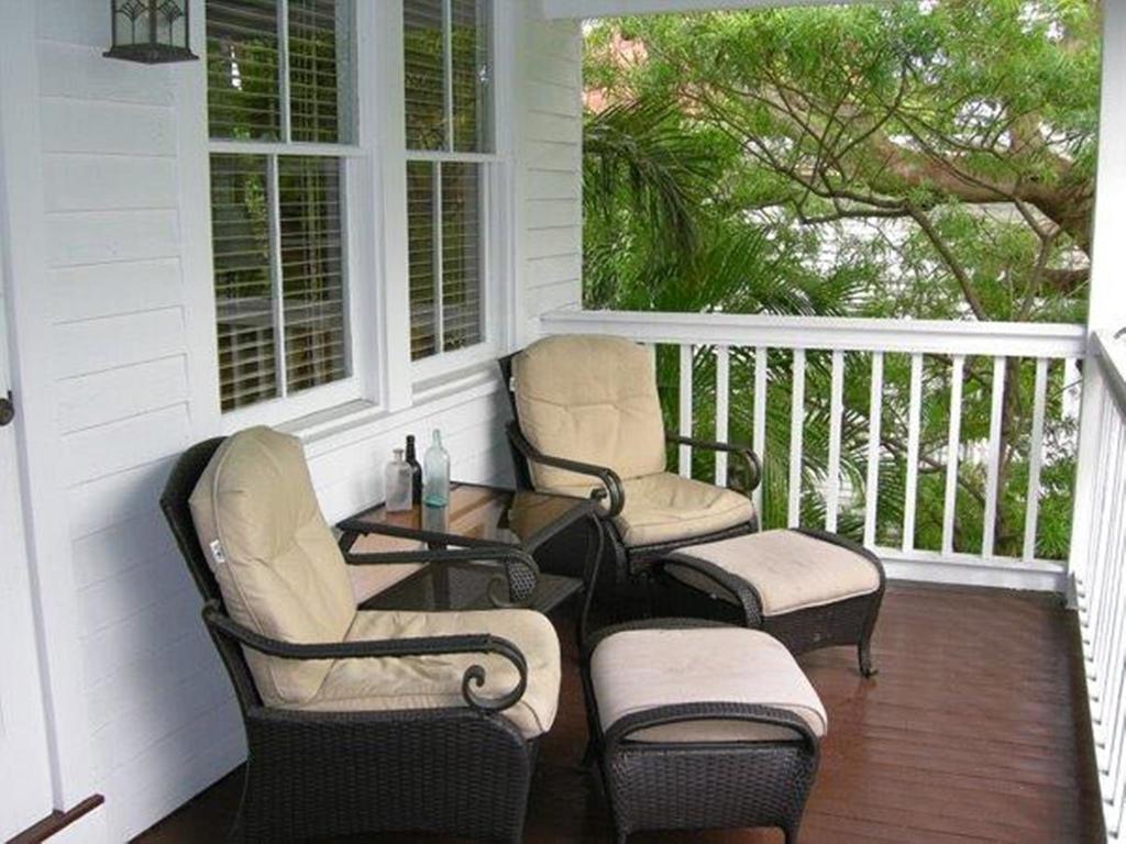 Frances Street Bottle Inn Key West Chambre photo